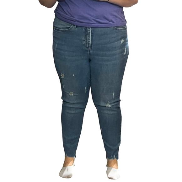 Nicole Miller (12) Soho High Rise Ankle Skinny Jeans Mid Wash Distressed Raw Hem - Picture 11 of 12